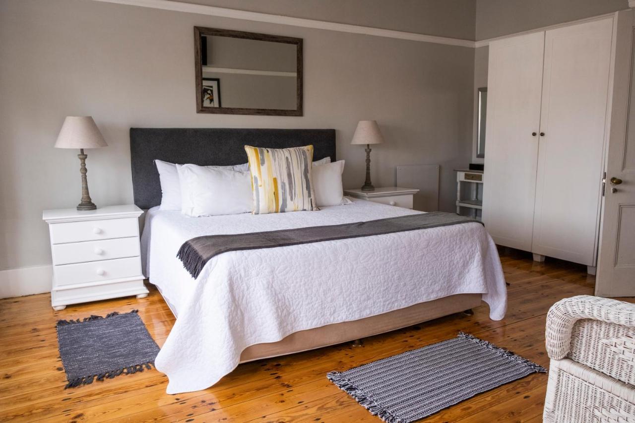 Conifer Beach House Port Elizabeth Bagian luar foto